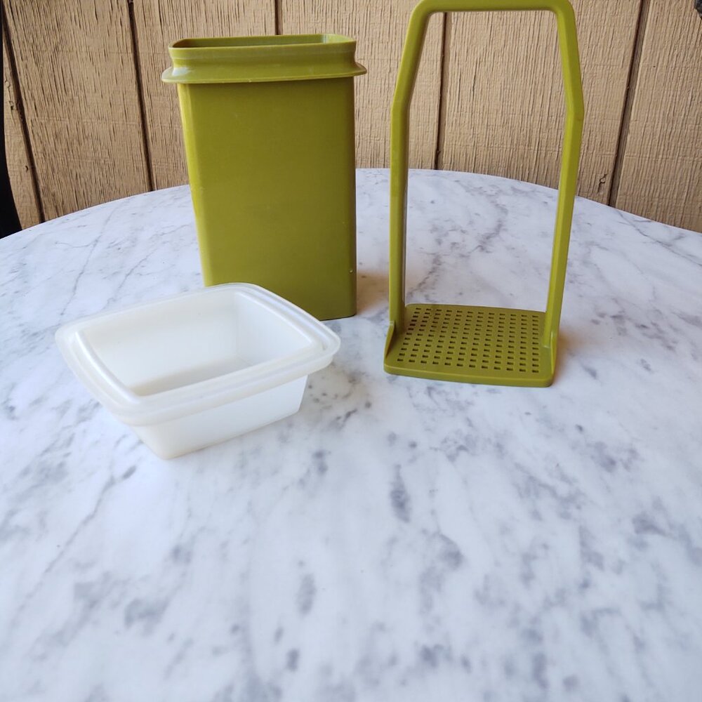 Tupperware 3 Piece Pick A Deli Container Pickle Keeper Avocado Green 1330-1 - Picture 10 of 11